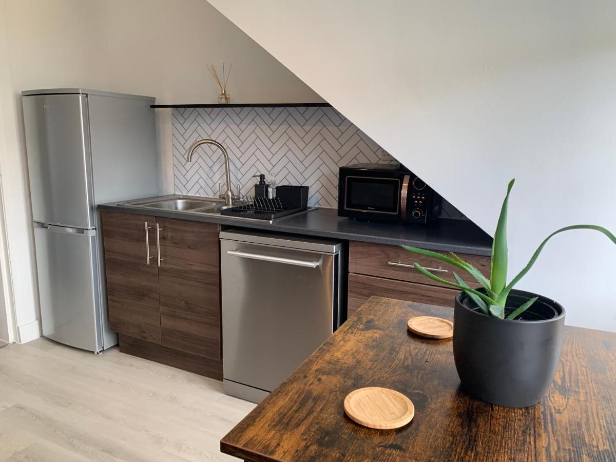 Lovely 2 Bedroom Apartment In Central Location Greenock Luaran gambar