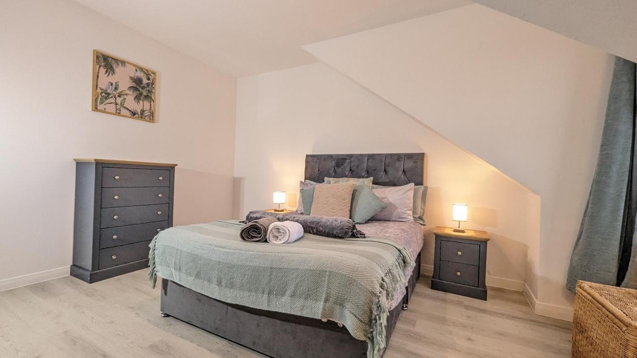 Lovely 2 Bedroom Apartment In Central Location Greenock Luaran gambar